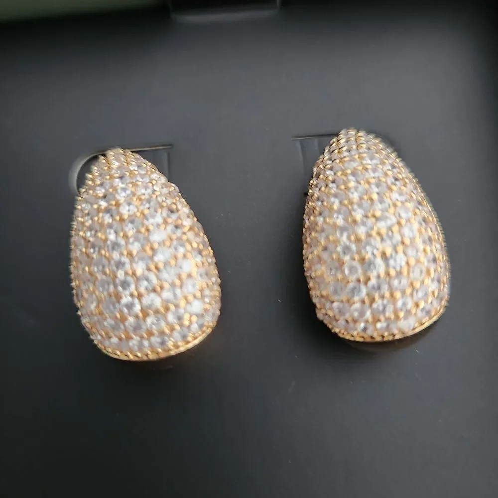Jewels By Sunaina Narnia Elegant Teardrop Stud Earrings 14K Gold Plated NIB